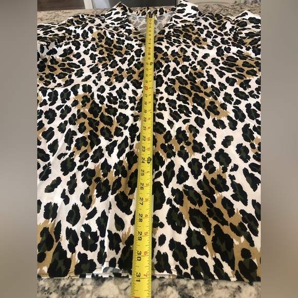 Roaman's Short Sleeve Cotton Button Front Top Plus Size 3x Leopard Print NWOT - Picture 7 of 11